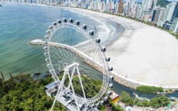 Passeio de alta temporada para Bal. Camboriu, Unipraias e Laranjeiras